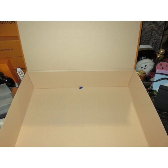 Louis Vuitton LV HUGE Extra Large Empty Storage Box 23 long X 16 wide X 6 high - Picture 2 of 5